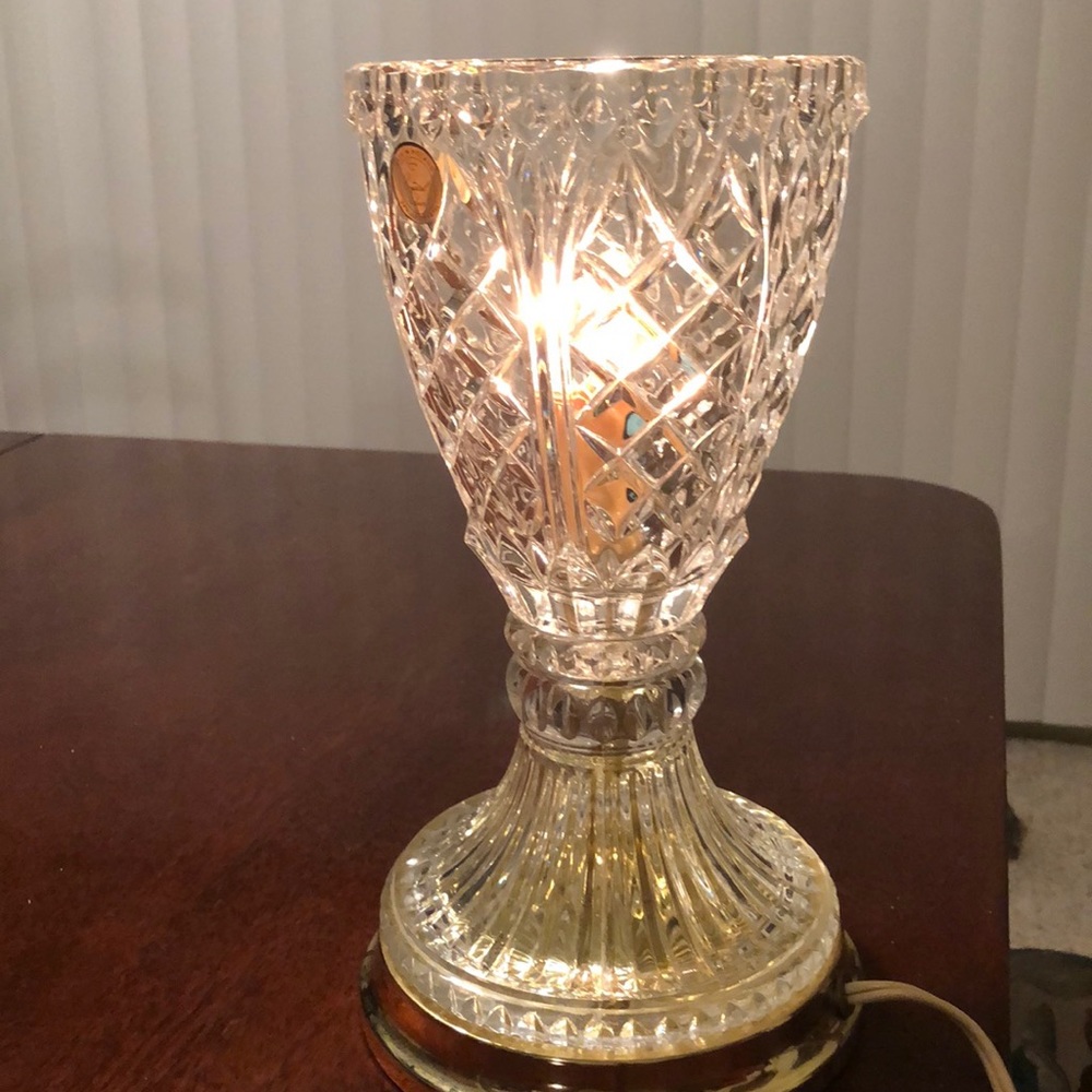 Crystal glass lamp